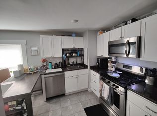 2 Pollard St #6, Lowell, MA 01852