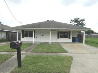 3013 Laplace St, Chalmette, LA 70043