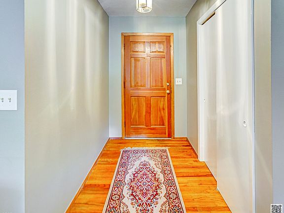 4th image of 1608 Sandalwood Dr
