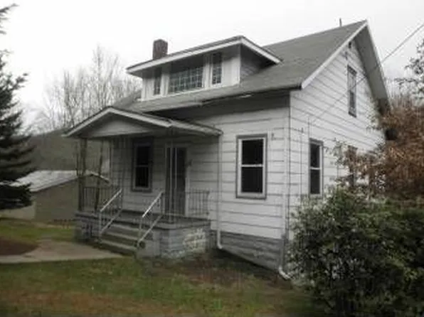 1105 W Penn Street Ext, Butler, PA 16001