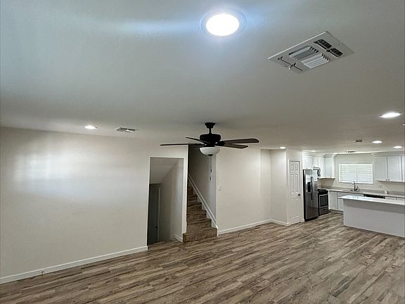4th image of 509 E Papago Dr