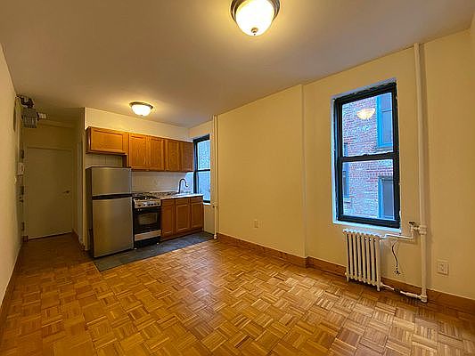 1st image of 83 Macdougal St APT 33
