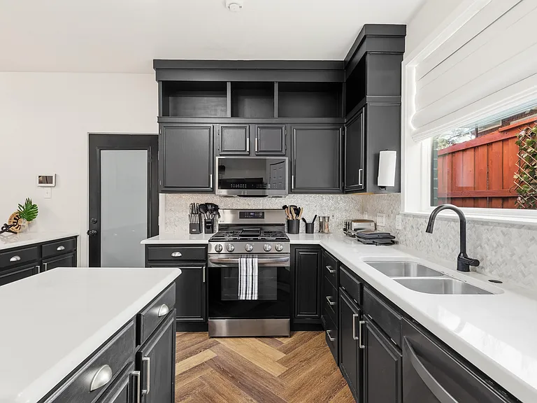 3508 Misty Meadow Dr — Photo 16