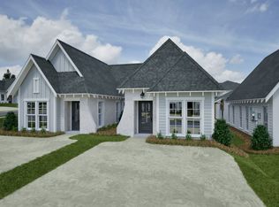 1061 Hunters Way, Opelika, AL 36801