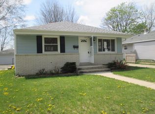 6225 W Boehlke Ave, Milwaukee, WI 53223