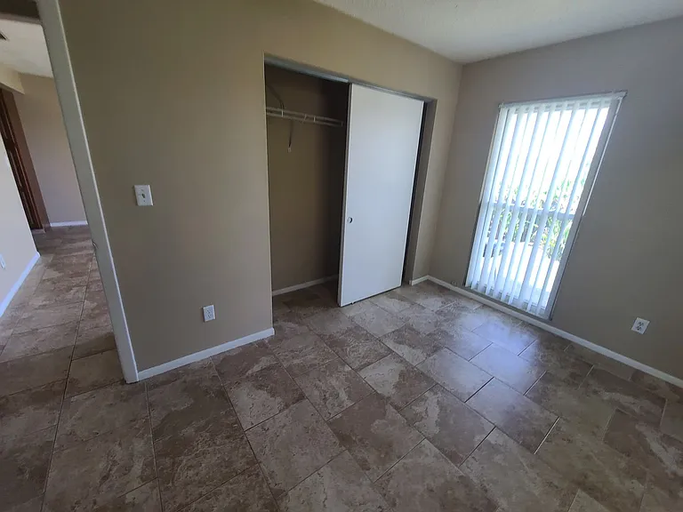 4141 Fargo St N — Photo 13