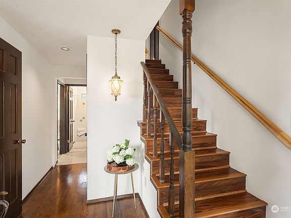 3rd image of 4412 153rd Avenue SE
