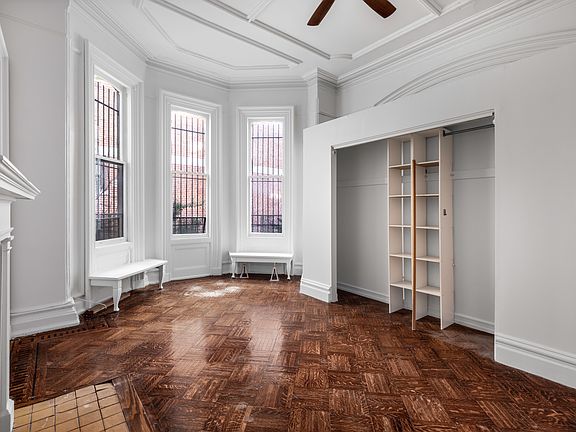 4th image of 457 Clinton Ave APT 1B