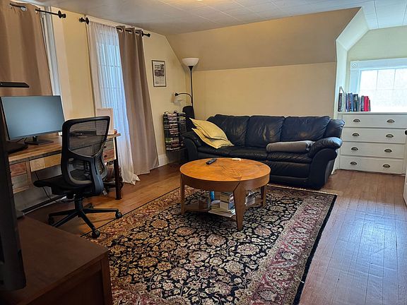 3rd image of 137-139 N Main St #3