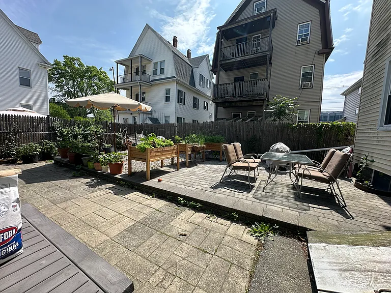 5 Benson St — Photo 10