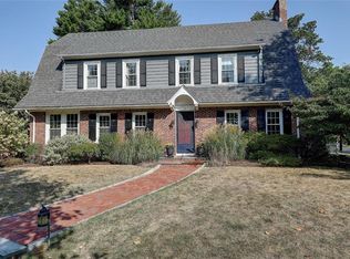 38 Upton Ave, Providence, RI 02906