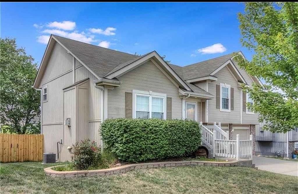 1503 NW Nicholas Dr, Grain Valley, MO 64029 Zillow