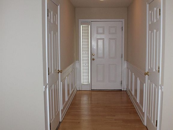 2nd image of 2880 Cooper Woods Dr