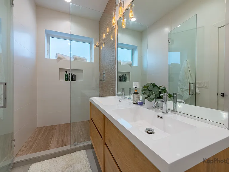 2110 W Washington Blvd #2 — Photo 14