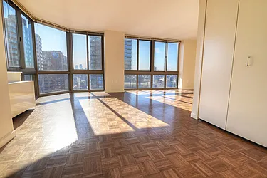 Rented by Chelsea Tower