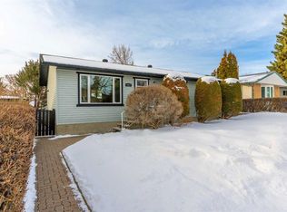 1417 N McCrimmon Dr, Carstairs, AB T0M 0N0