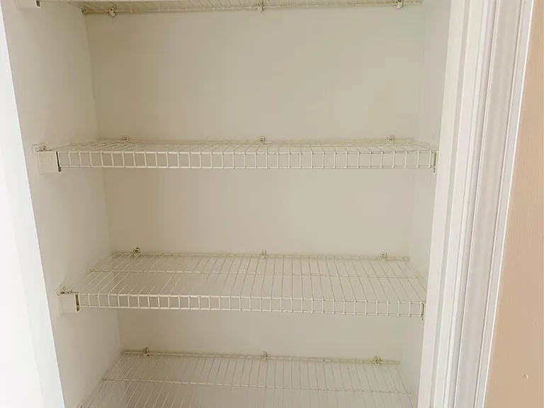 1210 Skylar Ridge Cir — Photo 14