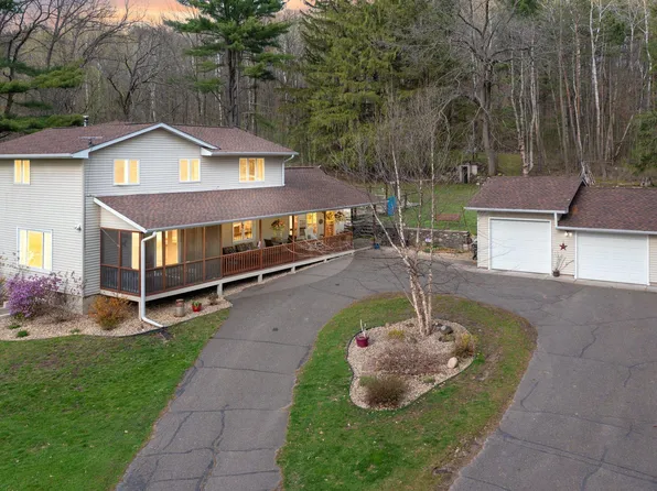 1636 River Rd, Saint Croix Falls, WI 54024