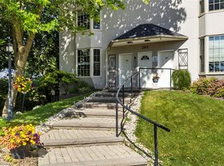 360 Waterloo Ave #209, Guelph, ON N1H 8K7