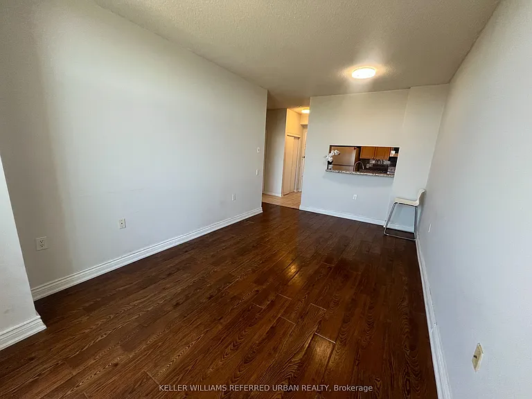 650 Lawrence Ave W #813 — Photo 7