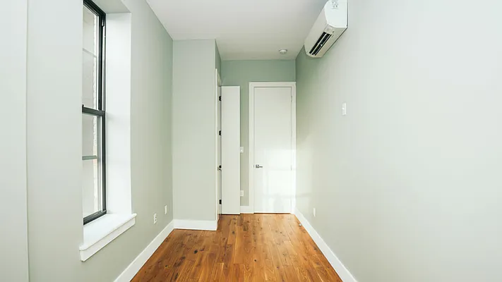 Rented by Nooklyn NYC LLC | media 23