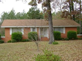 5 Oakcrest Rd, Laurel, MS 39440