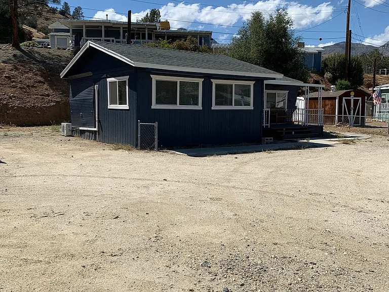 111 Marina Dr — Photo 1