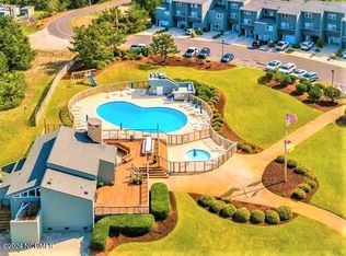 2106 Fort Macon Rd #204, Atlantic Beach, NC 28512