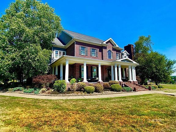 4th image of 55 Pineview Dr