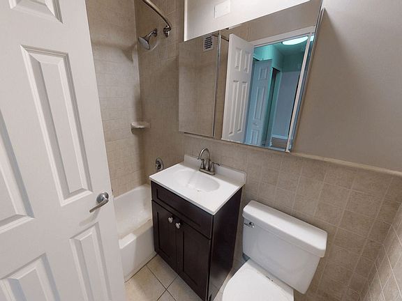 5th image of 40 Harrison St #4013E