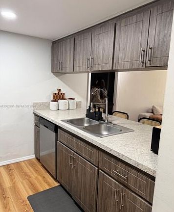 5th image of 8120 Geneva Ct APT 151