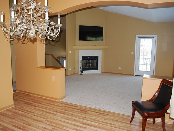 3rd image of 9419 Huber Ct