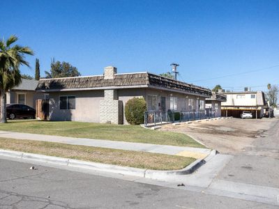 1716 3rd St, Bakersfield, CA, 93304