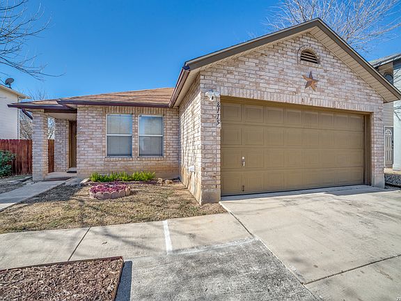 3rd image of 8115 Stagwood Hill