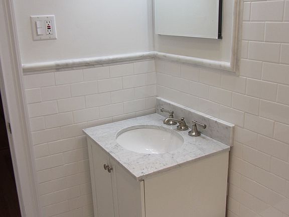 4th image of 4355 Kissena Blvd APT 2D