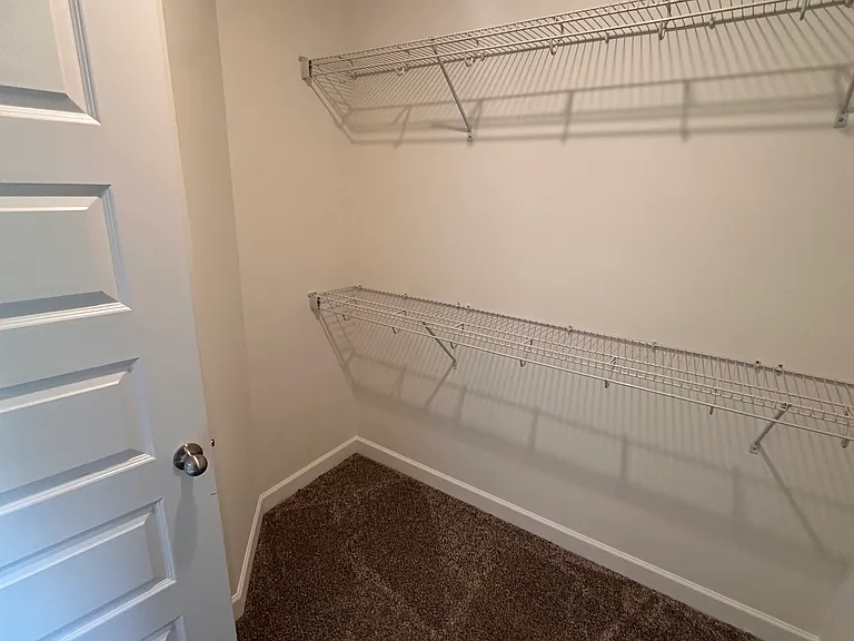 327 Lakeside Park Dr #82 — Photo 16