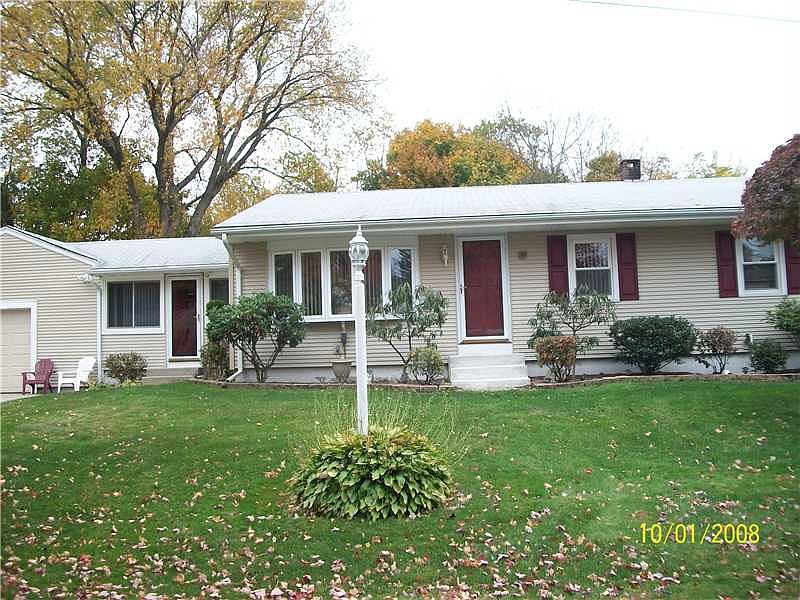 1st image of 39 Regina Dr