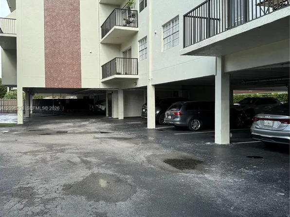 5731 NW 36th St #209, Miami, FL 33166