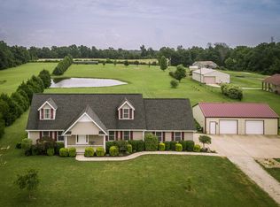 210 Shalimar Ln, Shepherdsville, KY 40165