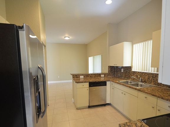 5th image of 20317 SW 87th Ct