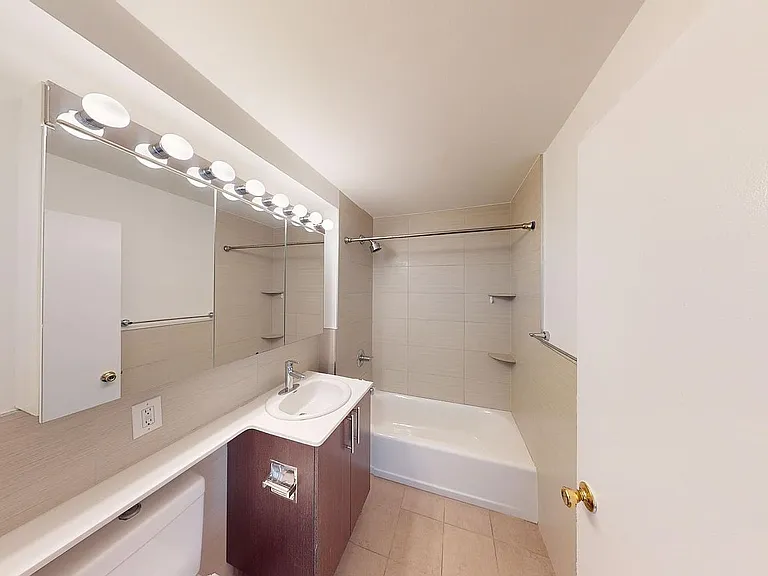 121 Reade St #6K — Photo 12