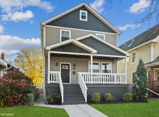 942 Mapleton Ave, Oak Park, IL 60302