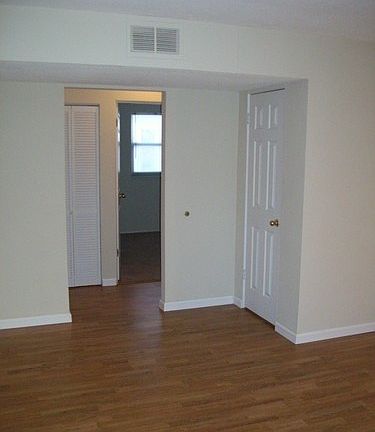 3rd image of 2150 Alameda Ave #3
