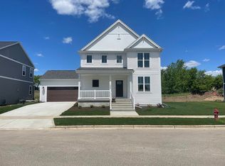 3220 Prospect Dr, Sun Prairie, WI 53590