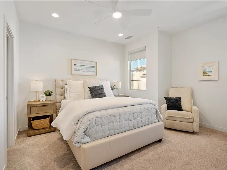 328 Paddle Ct — Photo 24
