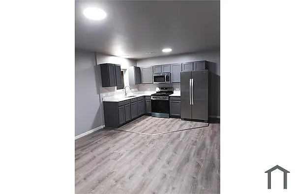1401 S Kedvale Ave #3 photo 1