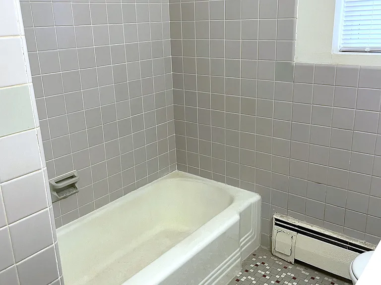 Snelling Avenue Apartments — Photo 51
