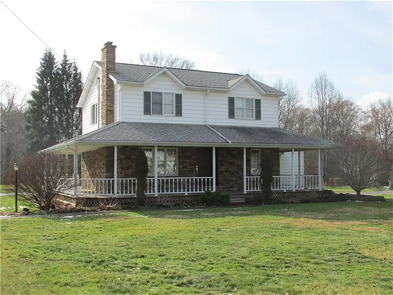 111 Fredonia Rd photo 1