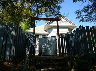 221 23rd Ave E, Seattle, WA 98112