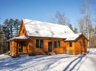 1427 Hewins St, Sheffield, MA 01257